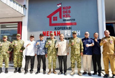 Bupati Bojonegoro Dampingi Menkop dan Wakil Panglima TNI Tinjau Kesiapan  Koperasi Desa Merah Putih
