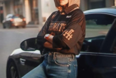 Rosa Amelia, Taklukkan Industri Musik Lewat Autodidak