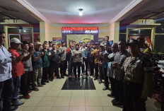 Wiyung Tidak Tidur! Kapolsek Kompol Lya Ambarwati Pimpin 130 Personel Gabungan PAM Swakarsa Jaga Keamanan