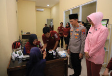 Semarakkan Ramadan dan HUT Ke-46 Yayasan Kemala Bhayangkari, Kapolres Kediri Kota Gelar Bhakti Kesehatan