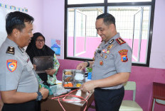 Dukung Program Presiden, Kapolres Gresik Tinjau SPPG dan MBG di SLB Kemala Bhayangkari 2