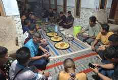 Satgas TMMD Ke-127 Buka Puasa Bersama di Rumah Warga Dusun Karang