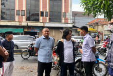 Tertibkan Pasar Tumpah, Pemkot Surabaya Gandeng Pedagang Masuk Area Pasar demi Estetika