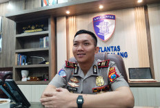 Tingkatkan Kesadaran Masyarakat Satlantas Polres Malang Fungsikan ETLE Handheld