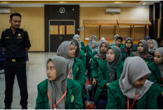 Mahasiswa ITBADLA Ungkap Celah Perpajakan Jastip dan Rokok Ilegal dalam Kunjungan ke Tanjung Perak