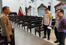 Pastikan Keamanan Ibadah Natal, Kapolsek Wonocolo Cek Langsung Kesiapan Sejumlah Gereja