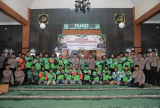 Polres Blitar Gelar Doa Bersama Komunitas Ojol, Perkuat Sinergitas dan Kebersamaan