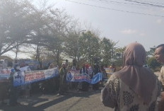  Emak-Emak Tambora Lamongan Protes Krisis Air, Developer Diminta Penuhi Kesepakatan