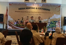 Gelar Gathering Bersama 40 Wartawan Sekarkijang, OJK Jember Bedah Dinamika Ekonomi Daerah