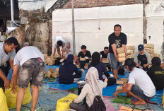 Bagikan 500 Paket Kurban Ramah Lingkungan, Forwan Surabaya Gunakan Besek Bambu Pengganti Plastik