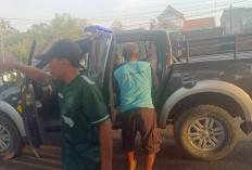 Minyak Solar Truk Bocor di Pucuk Lamongan, Pemotor Bergelimpangan