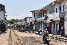 Miris, Janda Lansia di Jalan Tapak Siring Surabaya Luput dari Bansos