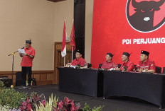 Armuji Resmi Nakhodai PDIP Surabaya Periode 2025–2030, Target Rebut Kembali Kursi yang Hilang