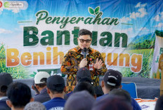 Bupati Kediri Salurkan Bantuan 200 Ton Benih Jagung kepada Ratusan Poktan 