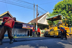 DPUPR Kebut Proyek Pemeliharaan Jalan, Seluruh Paket di Kota Madiun Diklaim Lampaui Target