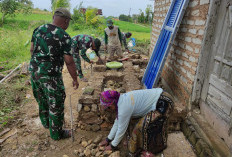 Tahap Penting! Satgas TMMD 127 Pasang Closet MCK Warga Mandala