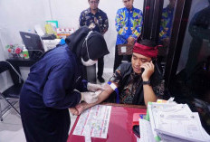 Wali Kota Pasuruan Ikut Periksa Kesehatan, Tekankan Pentingnya Layanan Gratis