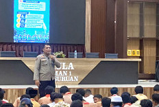 Bentuk Karakter, 340 Siswa Baru MAN 1 Pasuruan Dibekali Disiplin oleh Polres