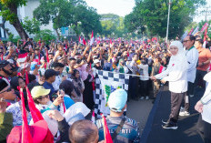 Antusiasme Jalan Sehat 1 Muharam Membludak, Pemprov Jatim Sampaikan Permohonan Maaf
