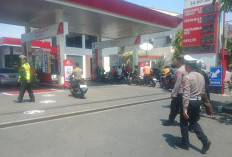 Polsek Rungkut Intensifkan Patroli SPBU, Pastikan Stok BBM Aman dan Kondusif