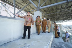 Bupati Kediri Pastikan Pengerjaan Atap Stadion GDJ Selesai 2026