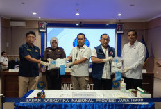 BNNP Jatim Musnahkan 2 Kg Ganja Kiriman Ekspedisi ke Malang, Tersangka Terancam Hukuman Mati