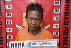 Spesialis Pencuri Helm di Minimarket, Residivis Usia Senja Asal Banyu Urip Diringkus Polsek Lakarsantri