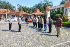 Kawal Aspirasi Buruh, Polsek Gayungan Amankan Audiensi FSPMI Sidoarjo di Disnakertrans Jatim