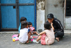 Pemkot Surabaya Pastikan Anak yang Viral di Medsos Bersekolah dan Diasuh Baik oleh Ayah Kandung