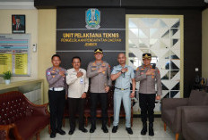Sambangi Kantor Samsat, Kapolres Jember Tekankan Pentingnya Pelayanan Prima bagi Masyarakat