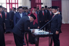 Wali Kota Pasuruan Mas Adi Lantik 87 ASN untuk Perkuat Kinerja Pemerintahan