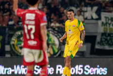 Tampil Solid di Lini Pertahanan, Debut Sempurna Gustavo Fernandes Bersama Persebaya