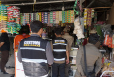 Gencar Razia, Ribuan Batang Rokok Ilegal Disita di Pucuk Lamongan 