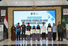 Bupati Jombang Serahkan Penetapan Perwalian 5 Anak Terlantar, Pastikan Hak Pendidikan dan Layanan Kesehatan