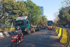  Kapal Tunda Keberangkatan, Pengiriman Truk Ekspedisi ke NTT dari Surabaya Ikut Molor