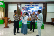Satlantas Polres Ngawi Ajak Pelajar MAN 1 Ngawi Tertib Berlalu Lintas Lewat Kampanye ''Sayangi Diri Sendiri''