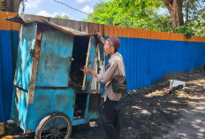 Mobil Patroli Terbakar di Tambaksari, Dua Rombong Pedagang Ikut Hangus
