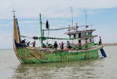 KMN Entok Hilang Kontak di Kangean, Satpolairud Lamongan Gencar Cari 20 ABK