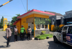 Polsek Rungkut Sambangi Permukiman Pondok Citra Eksekutif, Sosialisasikan Call Center 110