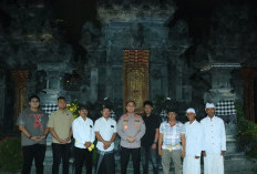 Kapolres Gresik Silaturahmi ke Pura Kerta Bumi, Perkuat Kerukunan Antarumat Beragama Jelang Nyepi dan Takbiran