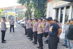 Amankan Aksi Unras di DPRD Jatim, Polsek Bubutan Tekankan Pengamanan Humanis