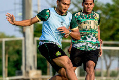 Toni Firmansyah Sebut Permainan Persebaya Makin Menyatu dengan Skema Pelatih