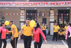 Semarak Kemerdekaan di Kediri Kota, Kapolres dan Ketua Bhayangkari Ikut Lomba