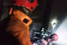 Ditinggal Empat Hari ke Luar Kota, Rumah Warga Menganti Gresik Hangus Terbakar