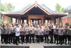 Polres Kediri Gelar Tasyakuran 81 Personel Ulang Tahun di Wisma Kapolres