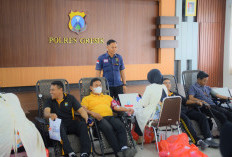 Tak Hanya Jaga Kamtibmas, Polres Gresik Turun Tangan Donor Darah Bantu Penuhi Stok Darah PMI