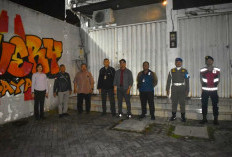 Pastikan Kepatuhan Aturan Ramadan, Satpol PP Surabaya Sisir Delapan Titik RHU