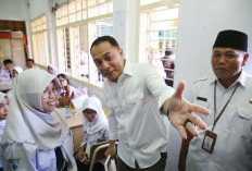 Batasi Medsos Anak di Bawah 16 Tahun, Pemkot Surabaya Siapkan Filter Lewat Sekolah dan Kampung Pancasila