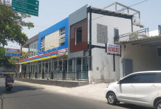 Toko Modern Terus Menjamur, Pedagang Kecil Jombang Menjerit