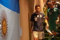 Scaloni Puji Messi dan Berharap Tampil di Piala Dunia, Target 1.000 Gol Kian Dekat